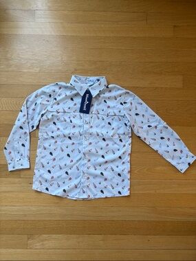 NWT BlueQuail Button-Up Shirt with arrowhead print! Size 6